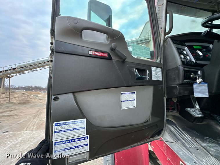 image for item DQ6628 2014 Kenworth W900 ready mix truck