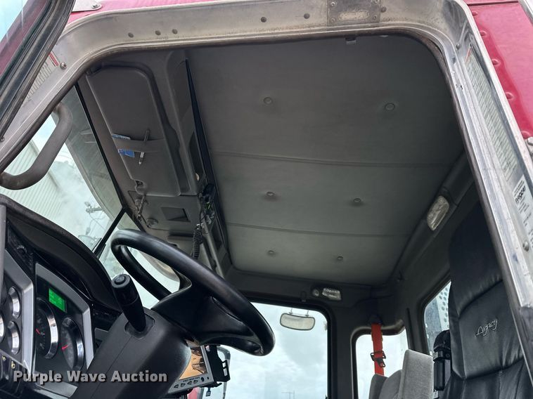 image for item DQ6628 2014 Kenworth W900 ready mix truck