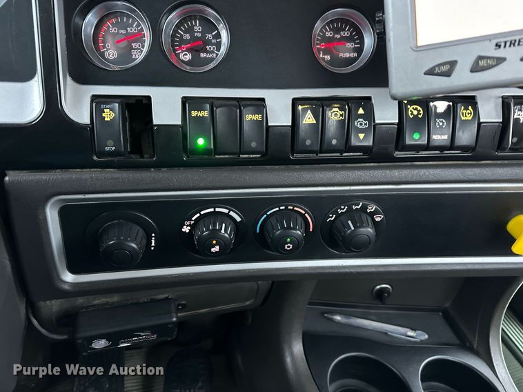 image for item DQ6628 2014 Kenworth W900 ready mix truck