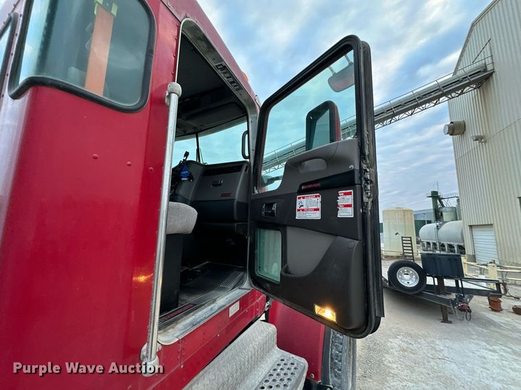 image for item DQ6628 2014 Kenworth W900 ready mix truck