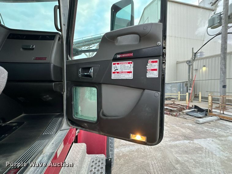 image for item DQ6628 2014 Kenworth W900 ready mix truck