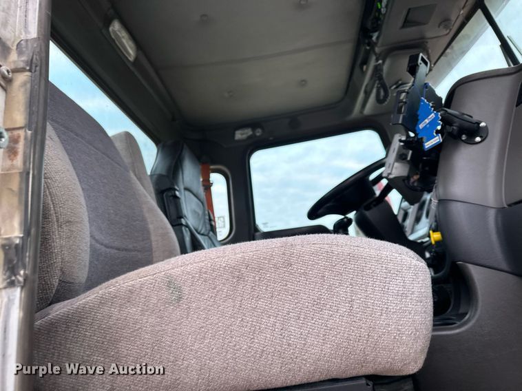 image for item DQ6628 2014 Kenworth W900 ready mix truck