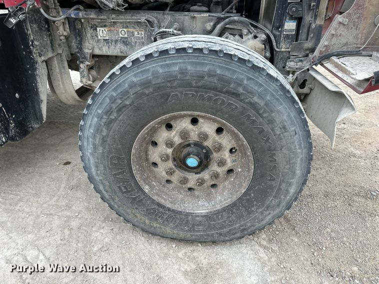 image for item DQ6628 2014 Kenworth W900 ready mix truck