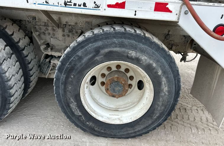 image for item DQ6628 2014 Kenworth W900 ready mix truck