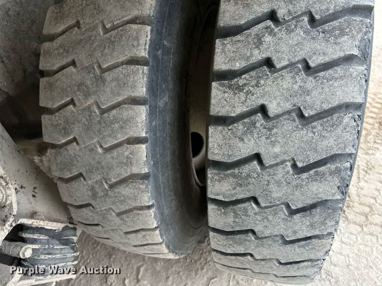 image for item DQ6628 2014 Kenworth W900 ready mix truck