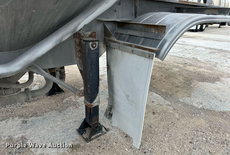 image for item DQ6629 1998 Fruehauf HAB-HE2-J1000 pneumatic dry bulk trailer