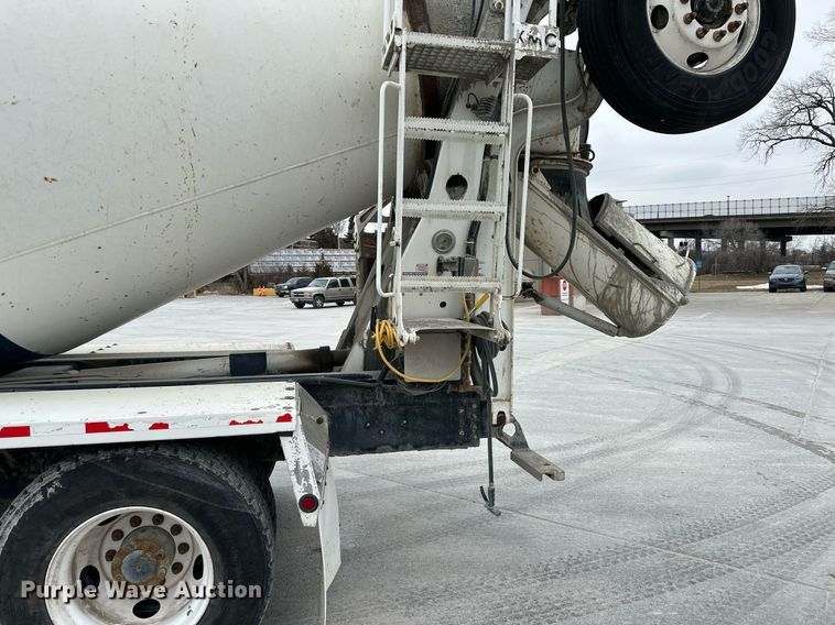 image for item DQ6637 2014 Kenworth W900 ready mix truck