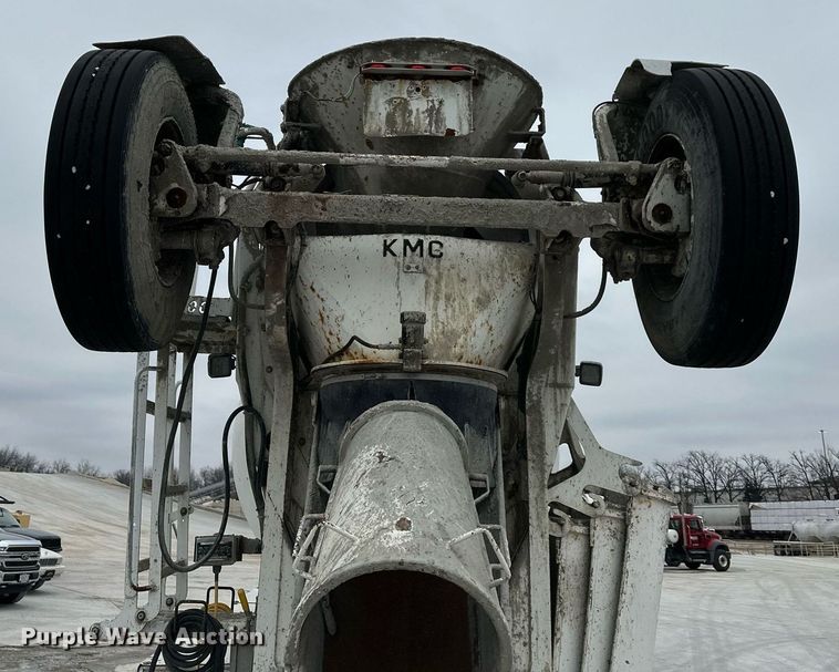 image for item DQ6637 2014 Kenworth W900 ready mix truck