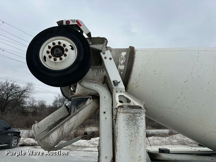 image for item DQ6637 2014 Kenworth W900 ready mix truck