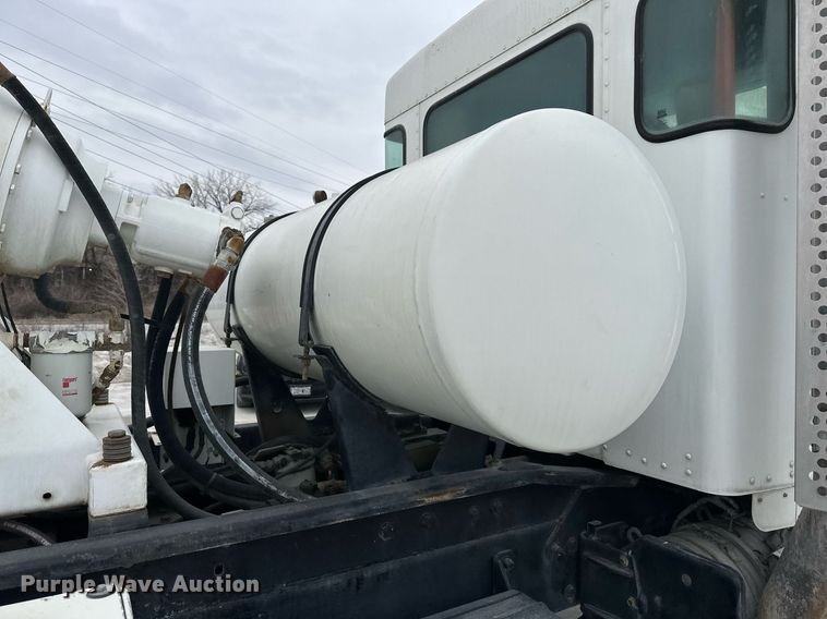 image for item DQ6637 2014 Kenworth W900 ready mix truck