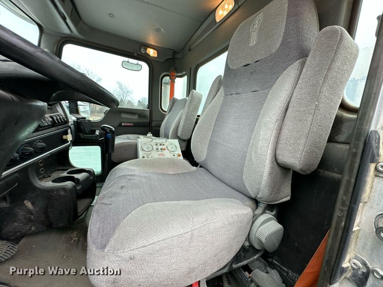 image for item DQ6637 2014 Kenworth W900 ready mix truck