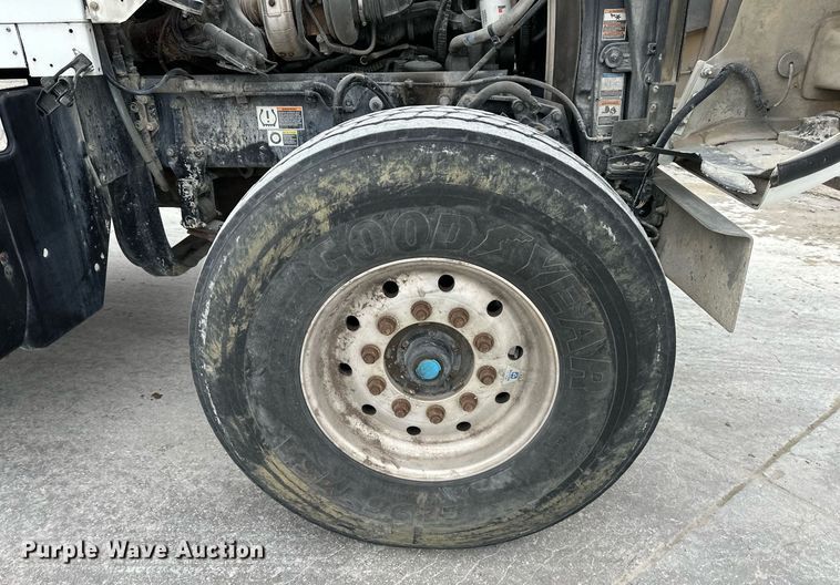 image for item DQ6637 2014 Kenworth W900 ready mix truck