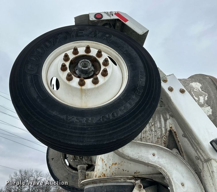 image for item DQ6637 2014 Kenworth W900 ready mix truck