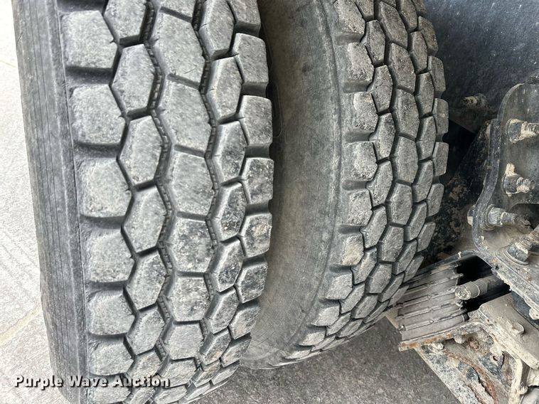 image for item DQ6637 2014 Kenworth W900 ready mix truck