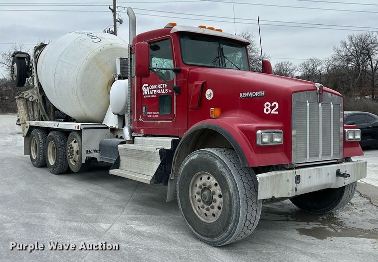 image for item DQ6638 2015 Kenworth W900 ready mix truck