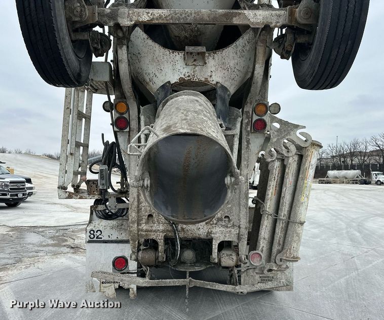 image for item DQ6638 2015 Kenworth W900 ready mix truck