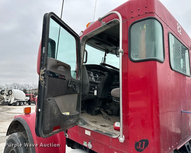 image for item DQ6638 2015 Kenworth W900 ready mix truck