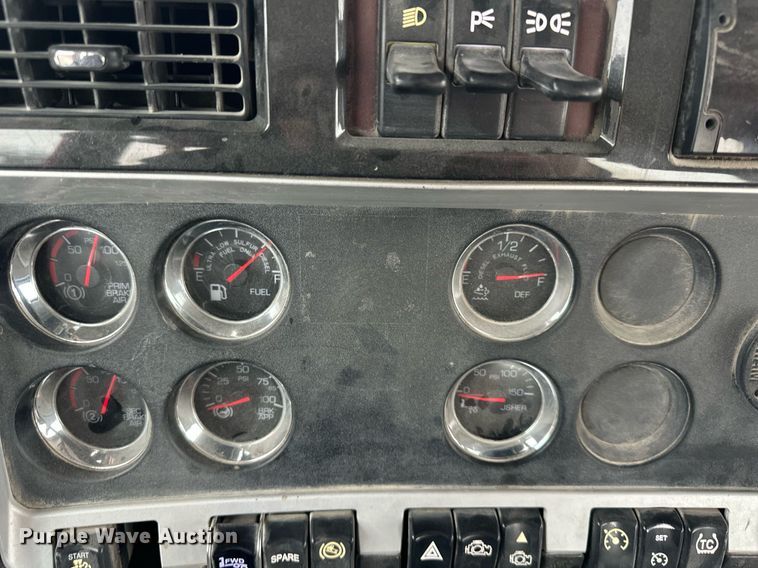 image for item DQ6638 2015 Kenworth W900 ready mix truck