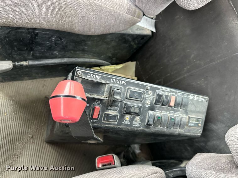 image for item DQ6638 2015 Kenworth W900 ready mix truck