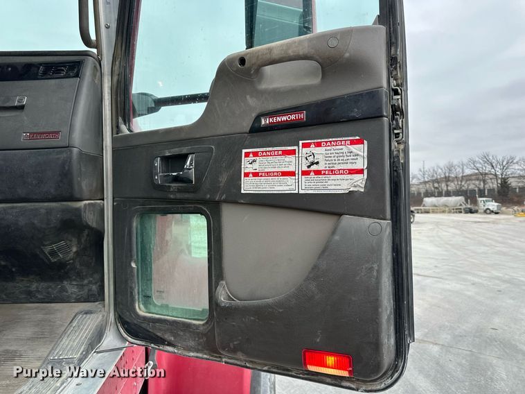 image for item DQ6638 2015 Kenworth W900 ready mix truck