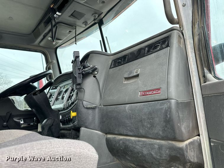 image for item DQ6638 2015 Kenworth W900 ready mix truck