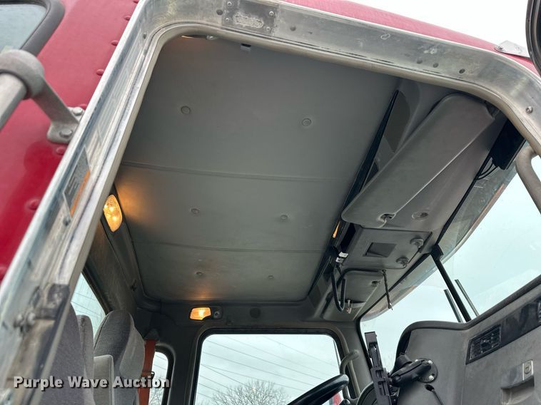 image for item DQ6638 2015 Kenworth W900 ready mix truck