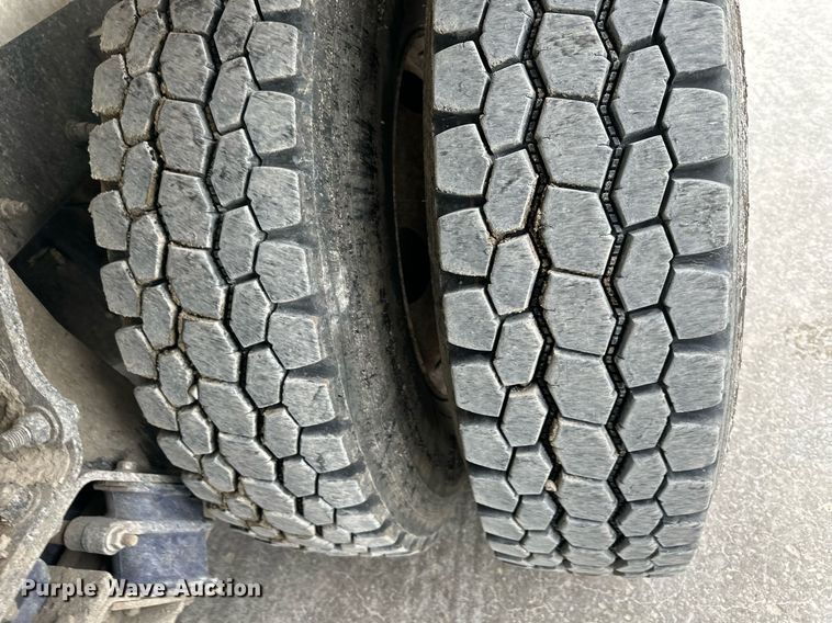 image for item DQ6638 2015 Kenworth W900 ready mix truck