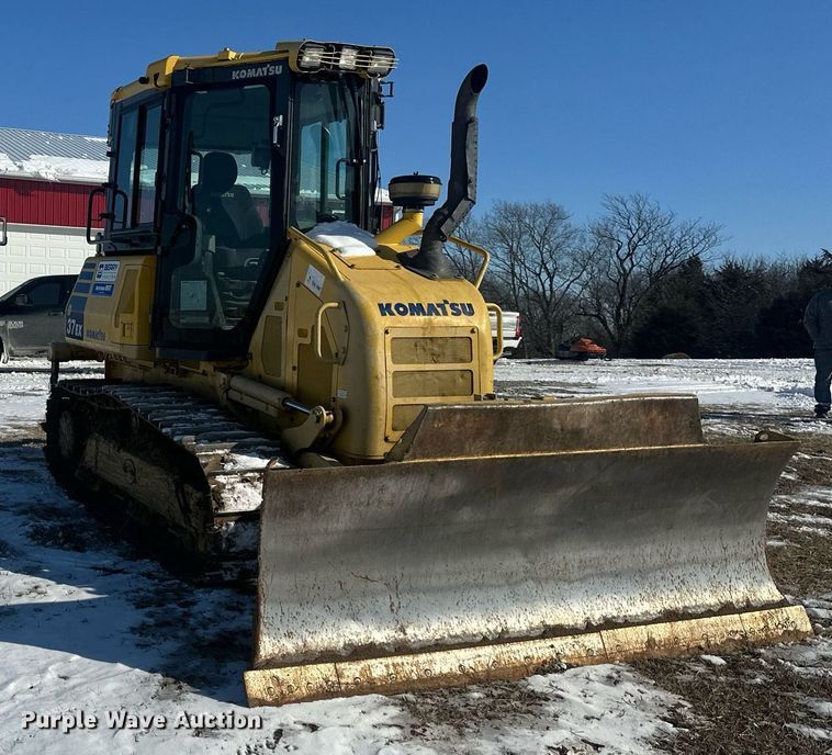 image for item DQ6641 2018 Komatsu D37EX-24 dozer