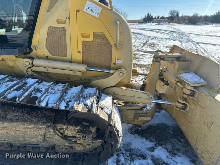 image for item DQ6641 2018 Komatsu D37EX-24 dozer