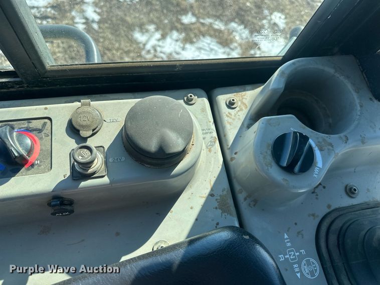 image for item DQ6641 2018 Komatsu D37EX-24 dozer