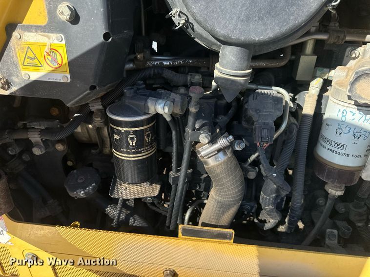 image for item DQ6641 2018 Komatsu D37EX-24 dozer