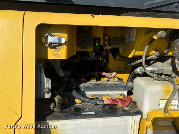 image for item DQ6641 2018 Komatsu D37EX-24 dozer