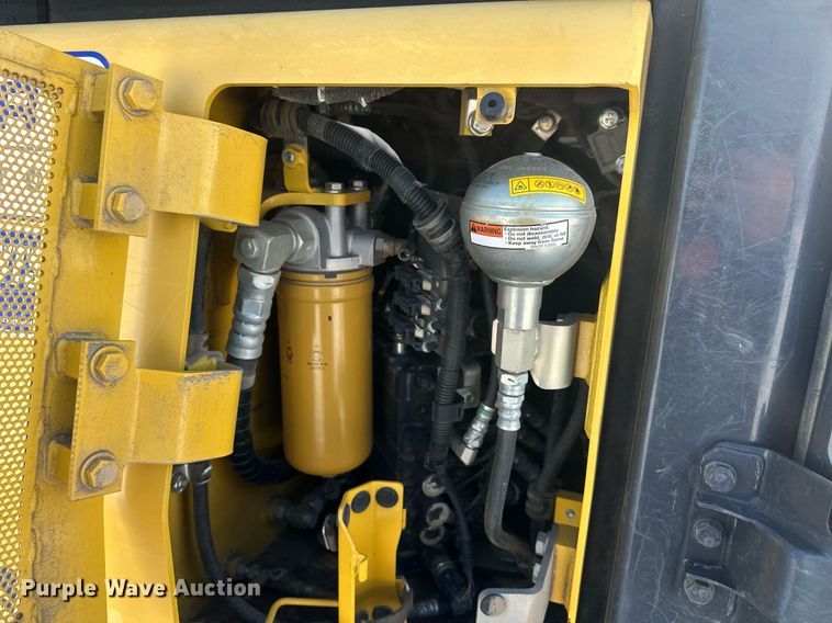 image for item DQ6641 2018 Komatsu D37EX-24 dozer