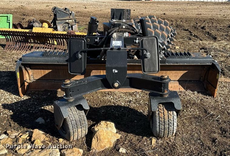 image for item DQ6642 Caterpillar GB134 skid steer grader