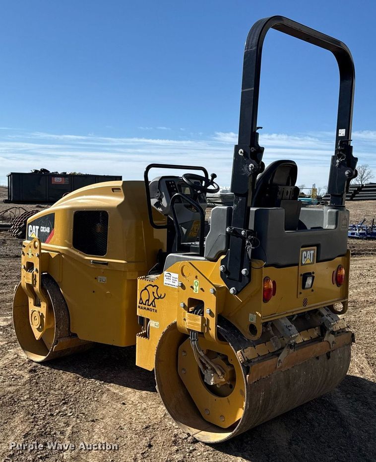 image for item DQ6643 2019 Caterpillar CB34B double drum vibratory roller