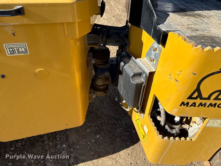 image for item DQ6643 2019 Caterpillar CB34B double drum vibratory roller