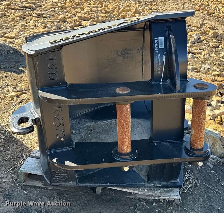 image for item DQ6644 Raveling 42