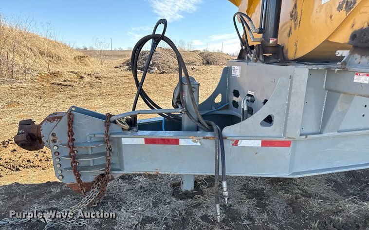 image for item DQ6649 2021 Smithco CP30-30-21 side dump trailer