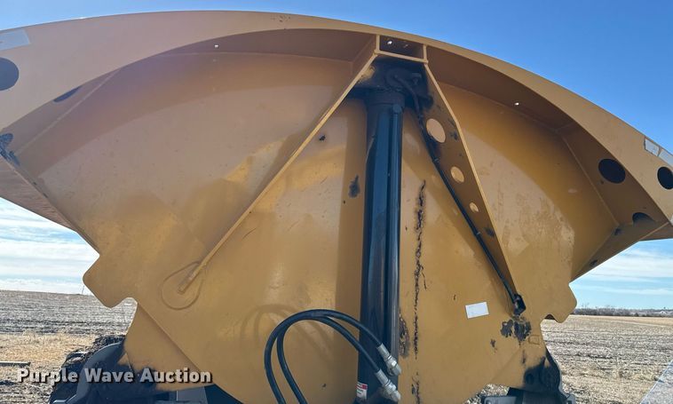 image for item DQ6649 2021 Smithco CP30-30-21 side dump trailer