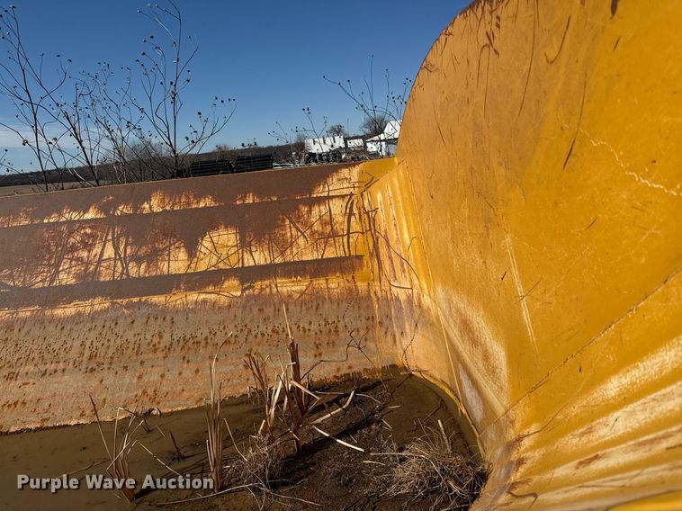 image for item DQ6649 2021 Smithco CP30-30-21 side dump trailer