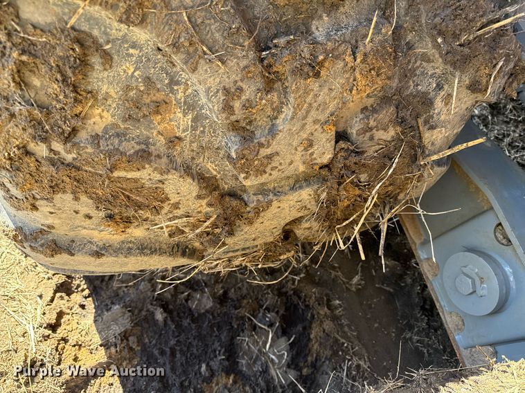 image for item DQ6649 2021 Smithco CP30-30-21 side dump trailer