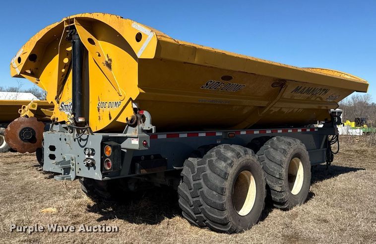 image for item DQ6650 2021 Smithco CPL30-30-21 side dump trailer