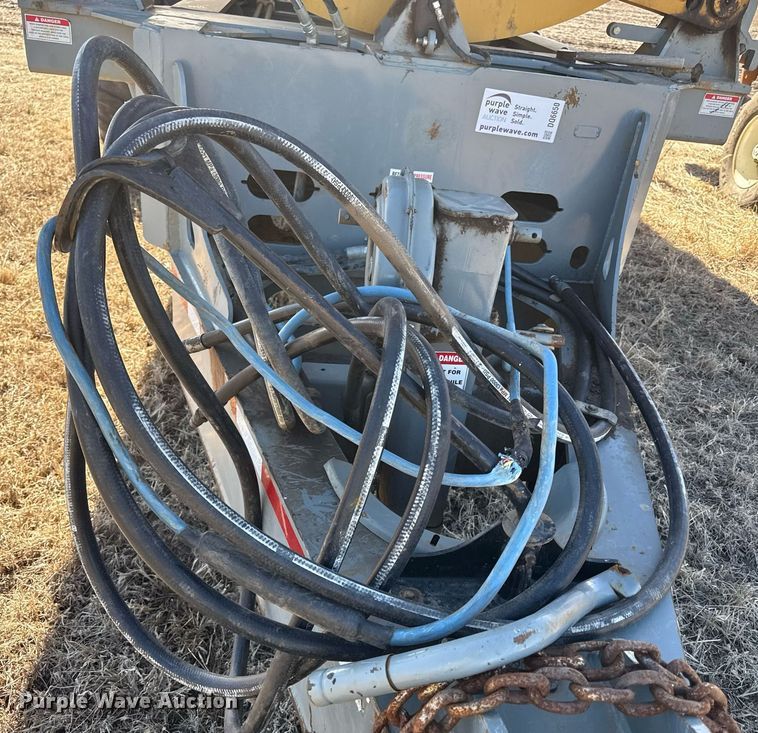 image for item DQ6650 2021 Smithco CPL30-30-21 side dump trailer