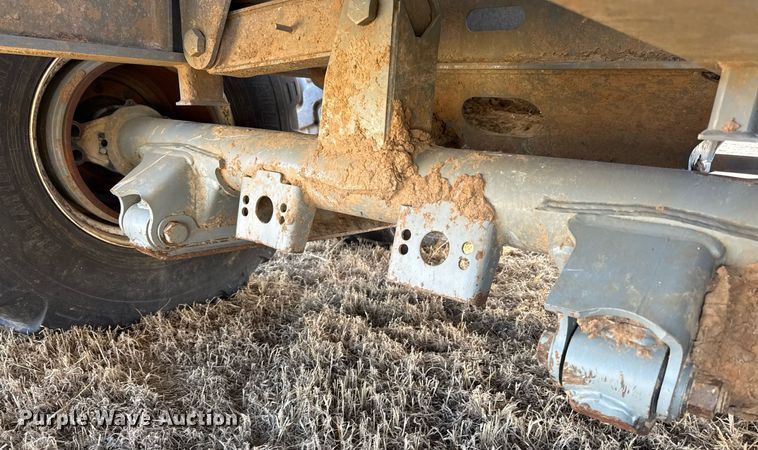 image for item DQ6650 2021 Smithco CPL30-30-21 side dump trailer