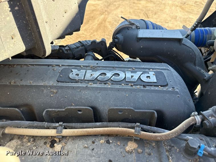 image for item DQ6672 2017 Kenworth T880 semi truck