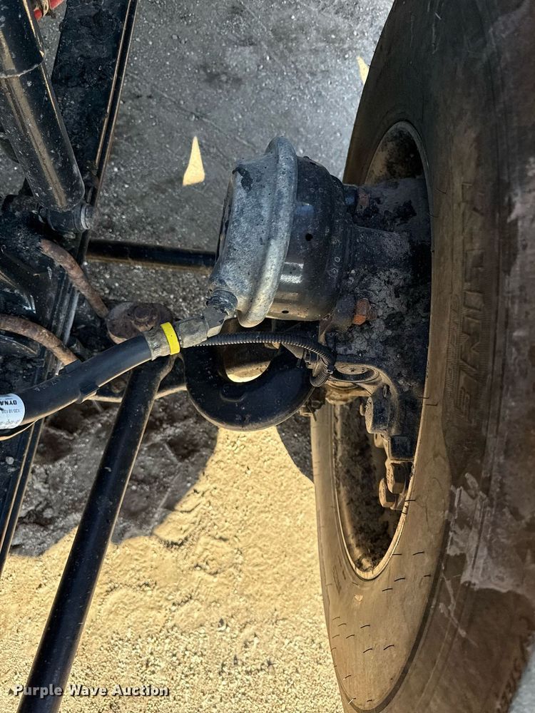 image for item DQ6672 2017 Kenworth T880 semi truck