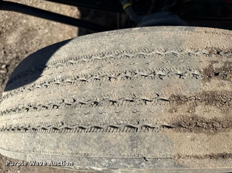 image for item DQ6672 2017 Kenworth T880 semi truck