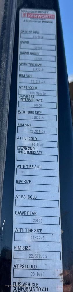 image for item DQ6672 2017 Kenworth T880 semi truck