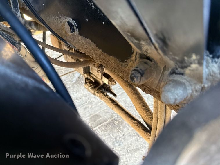 image for item DQ6673 2014 Kenworth T680 semi truck