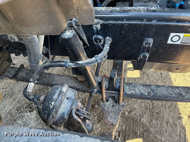 image for item DQ6673 2014 Kenworth T680 semi truck